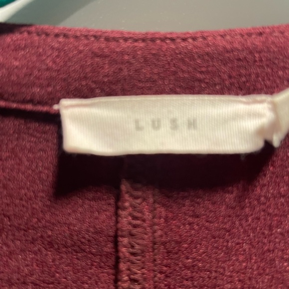 Lush Hailey popover shift dress v neck - Picture 3 of 5